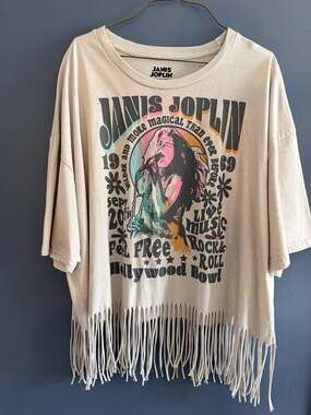 Janis Joplin 1969 Hollywood Bowl Fringe Hem Oversized Graphic Tee